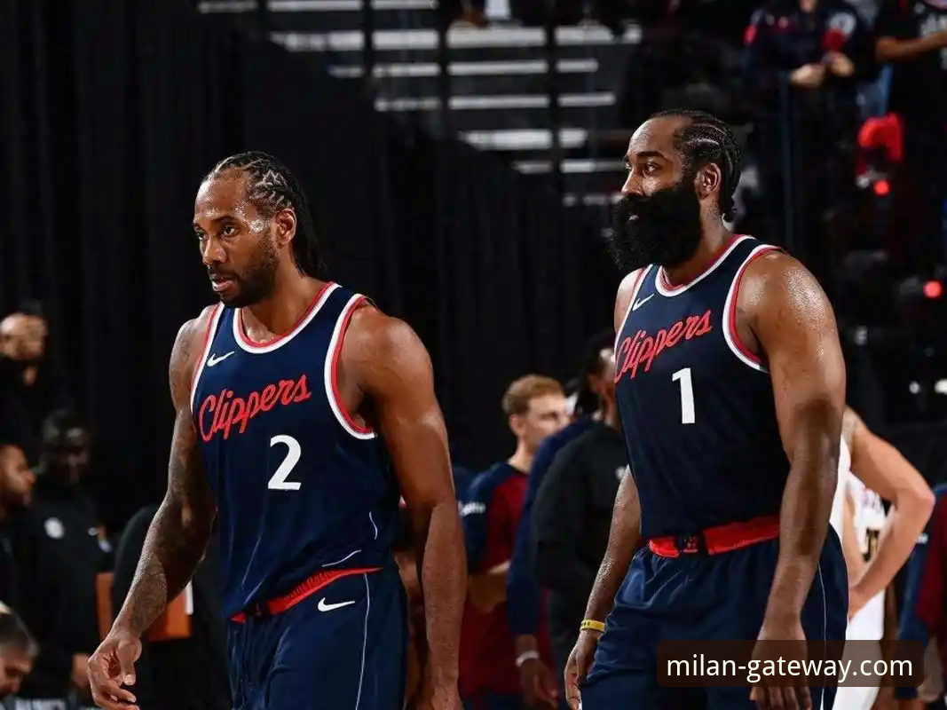 从快船鹈鹕之战看球星复出与团队韧性：一次深度观赛后的思考